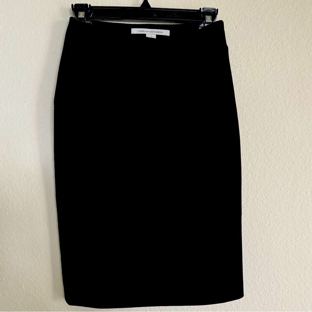 Diane Von Furstenberg Skirt Size 0 Authentic Black Stretch Pencil Knee Length - Picture 3 of 16
